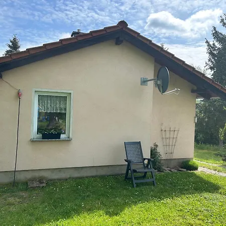 Idyllisches Im Gruenen Mit Viel Platz