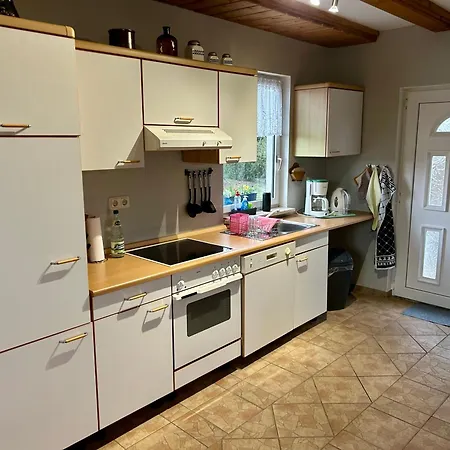 Idyllisches Im Gruenen Mit Viel Platz